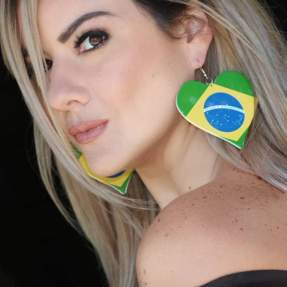 Meet your Posher, Mirella